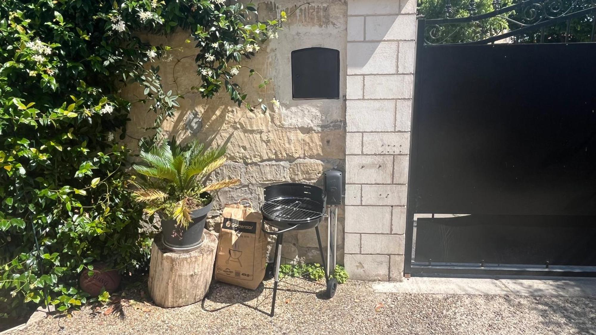 Mini Studio Et Espace Exterieur Méry-sur-Oise Buitenkant foto