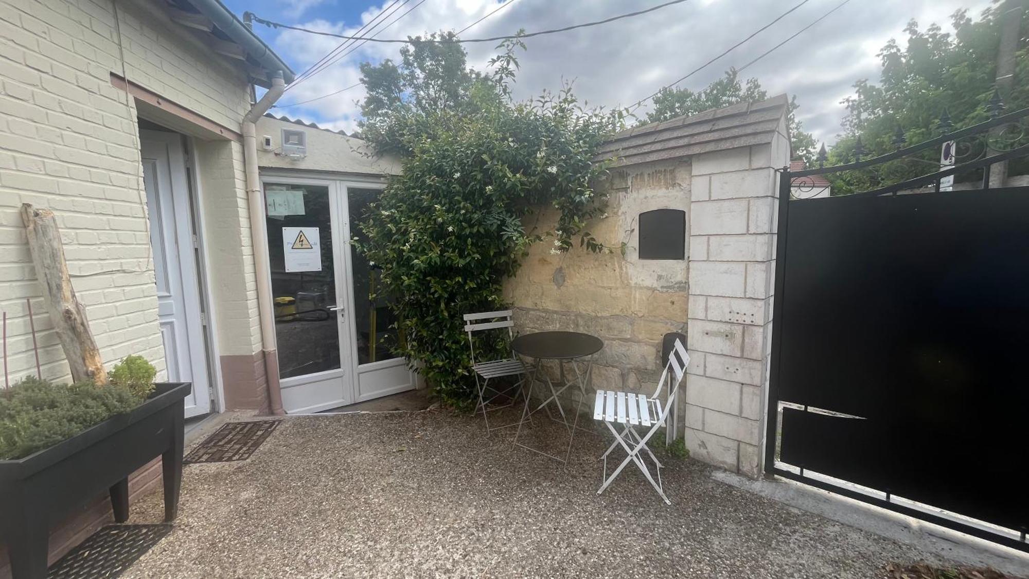 Mini Studio Et Espace Exterieur Méry-sur-Oise Buitenkant foto