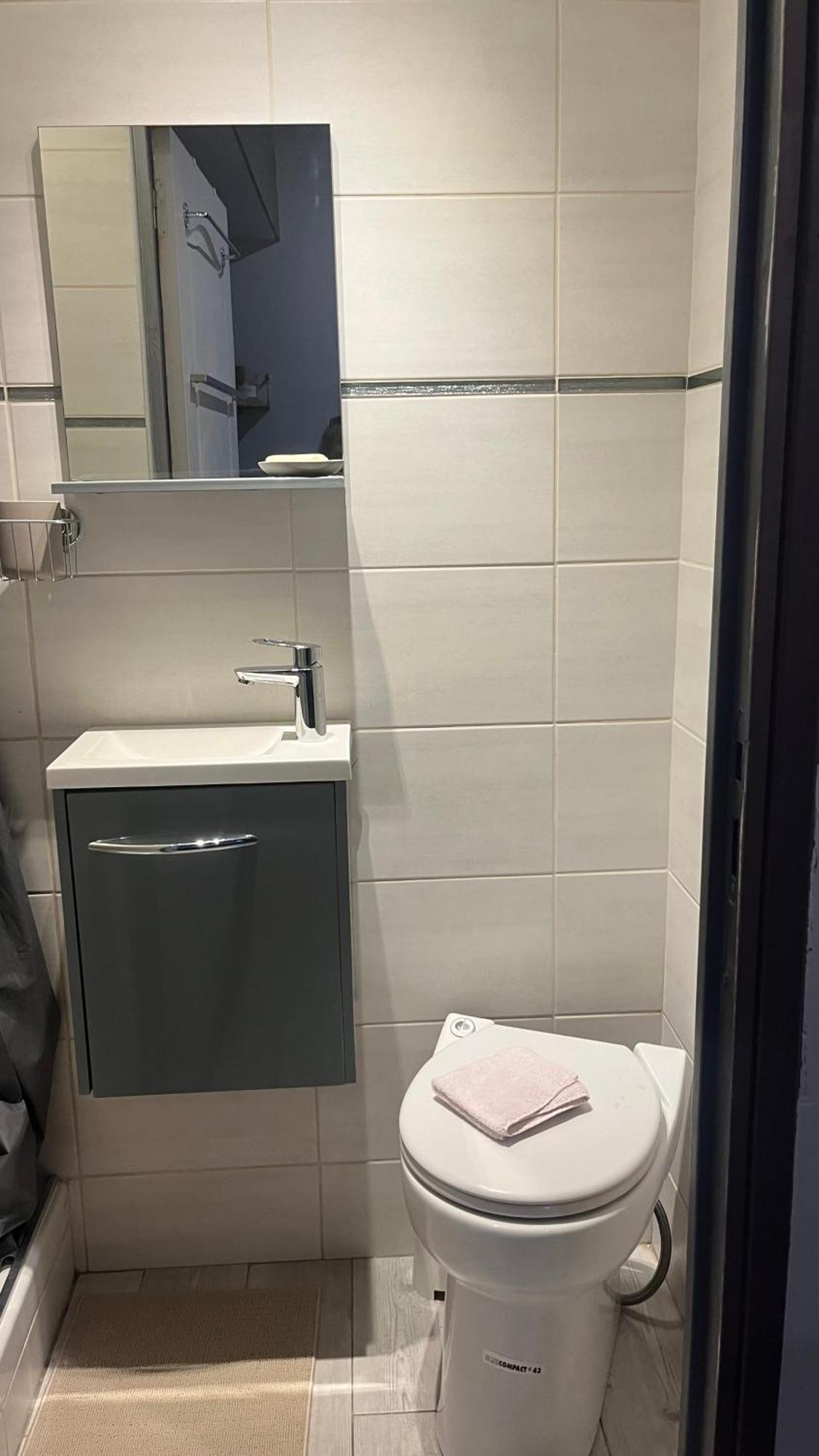 Mini Studio Et Espace Exterieur Méry-sur-Oise Buitenkant foto